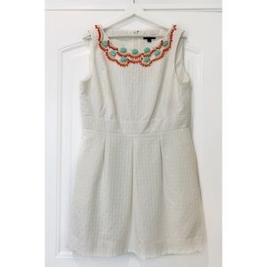 5/$20 Tahari Arthur S. Levine pleated dress